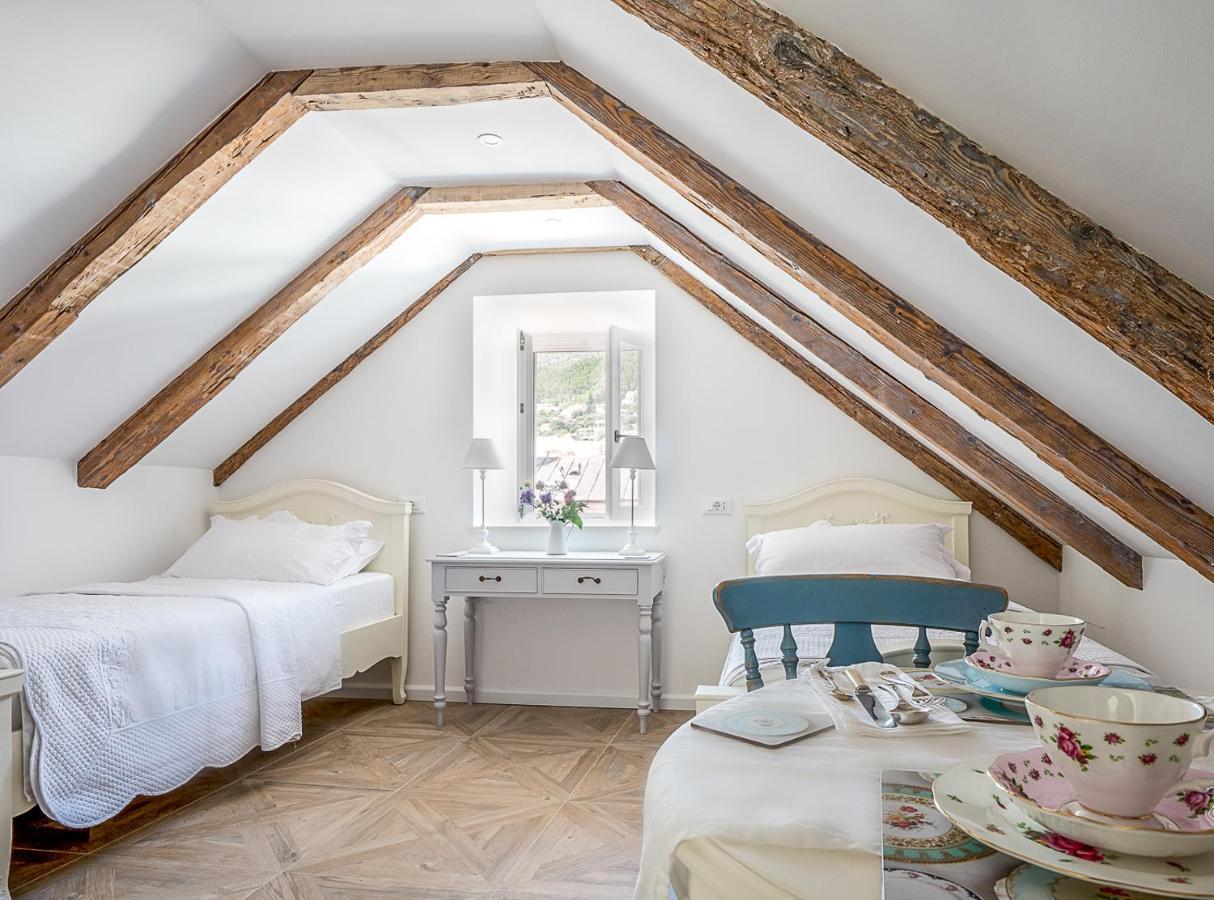The Byron Hotel Dubrovnik Bagian luar foto