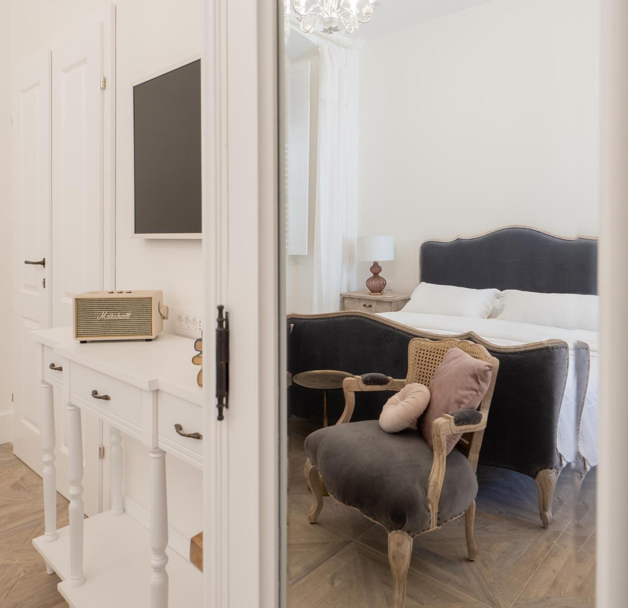 The Byron Hotel Dubrovnik Bagian luar foto